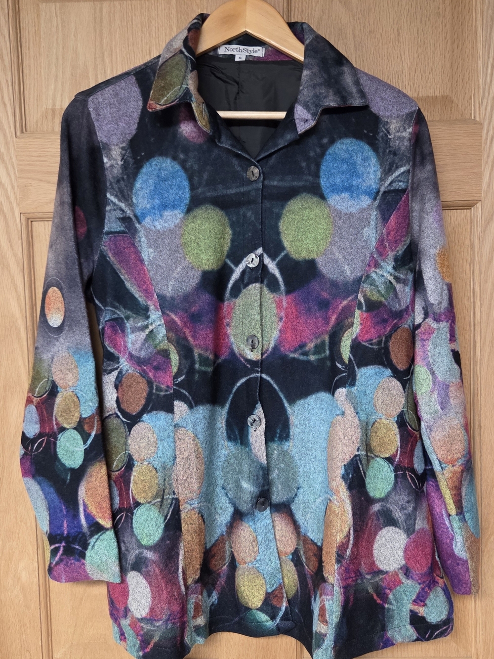 NorthStyle Bubbles Jacket Sz Small Flared Pockets Abstract Print Soft Shacket